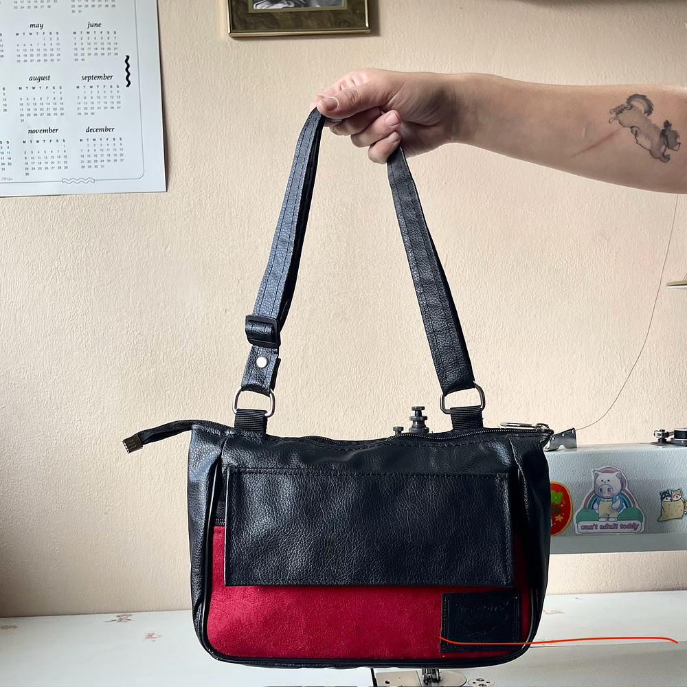 Baby Bag Gamuza Roja 1