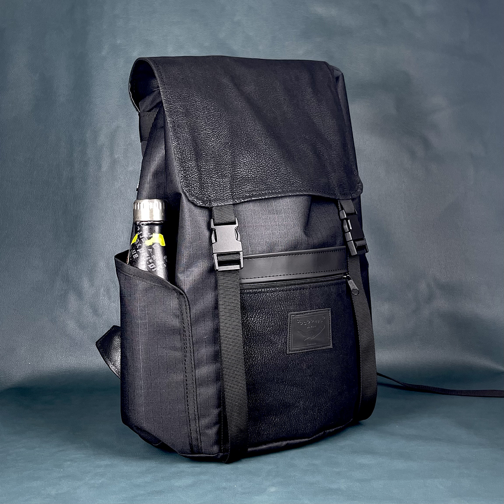 Mochila Viajero Negra Texturizada  1