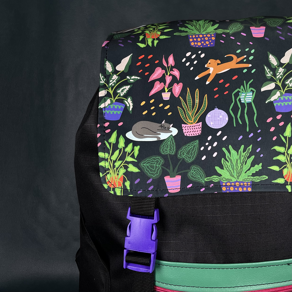 Mochila Viajero Plantas y Animales  2