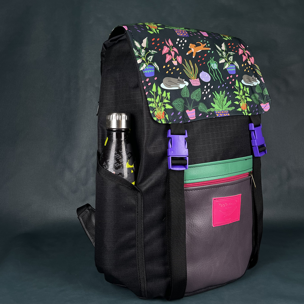 Mochila Viajero Plantas y Animales  1