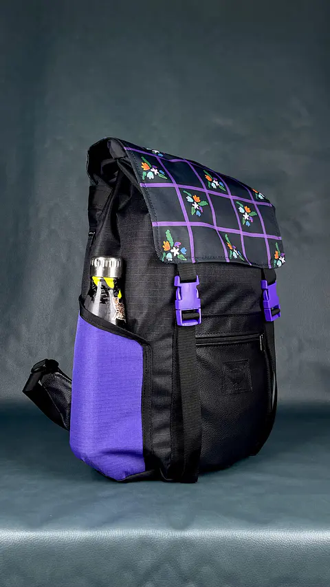 Mochila Viajero Flores Nocturnas
