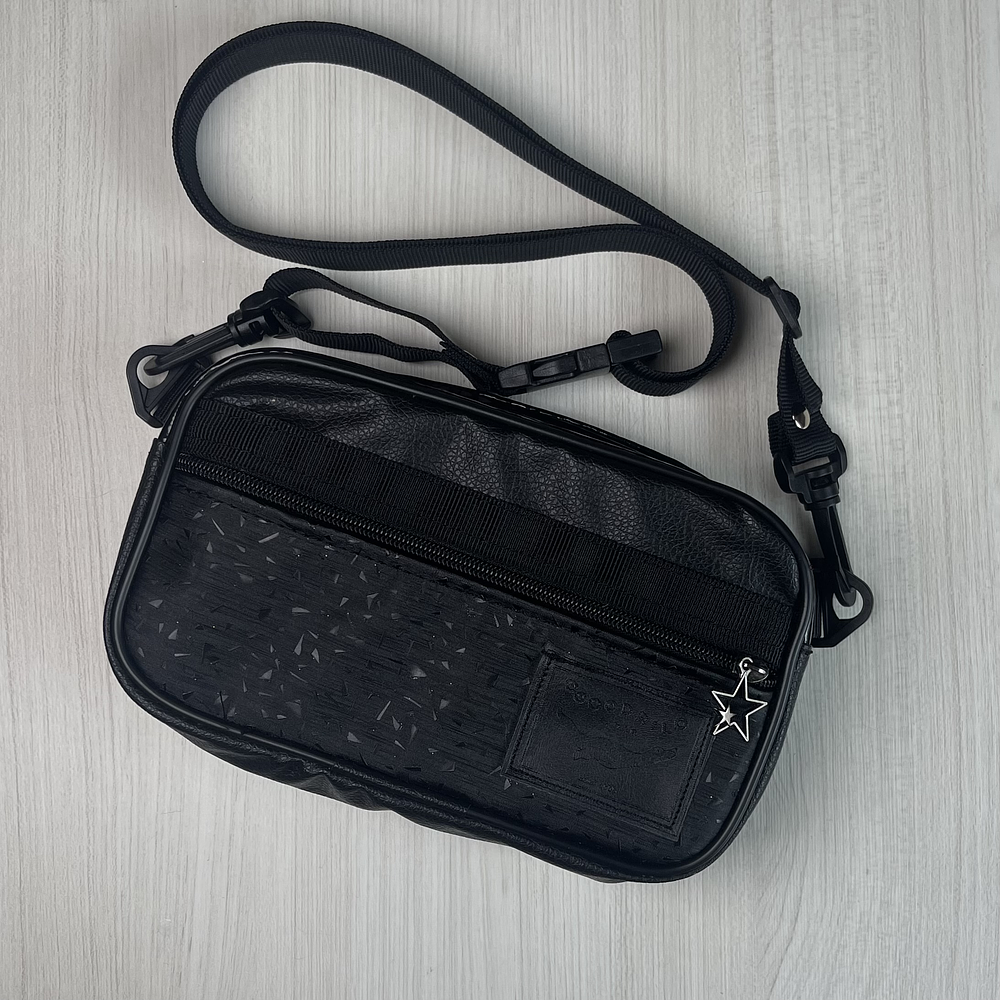 Bolso/Banano Charli Negro Texturizado