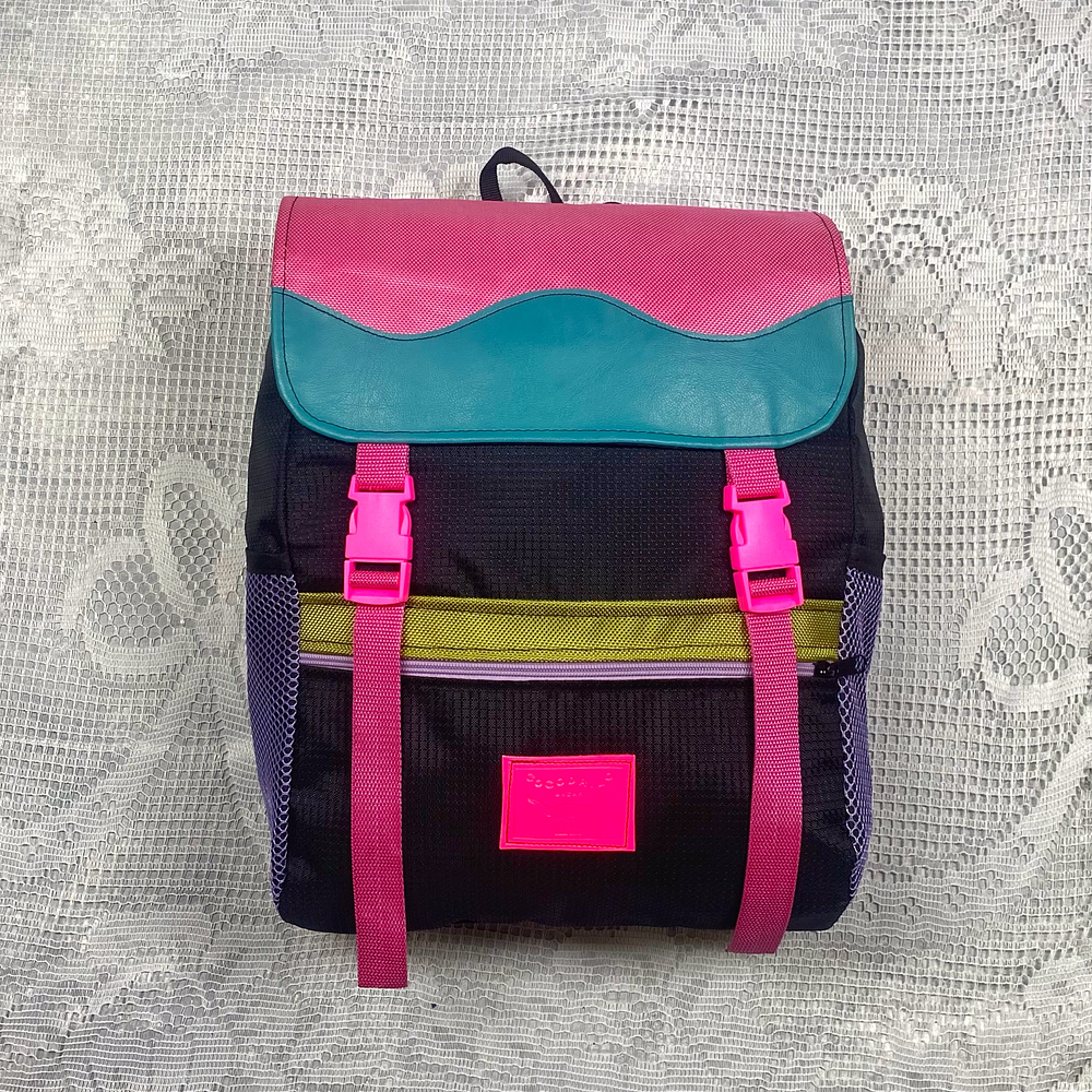 Mochila Nicca Negro y Rosa