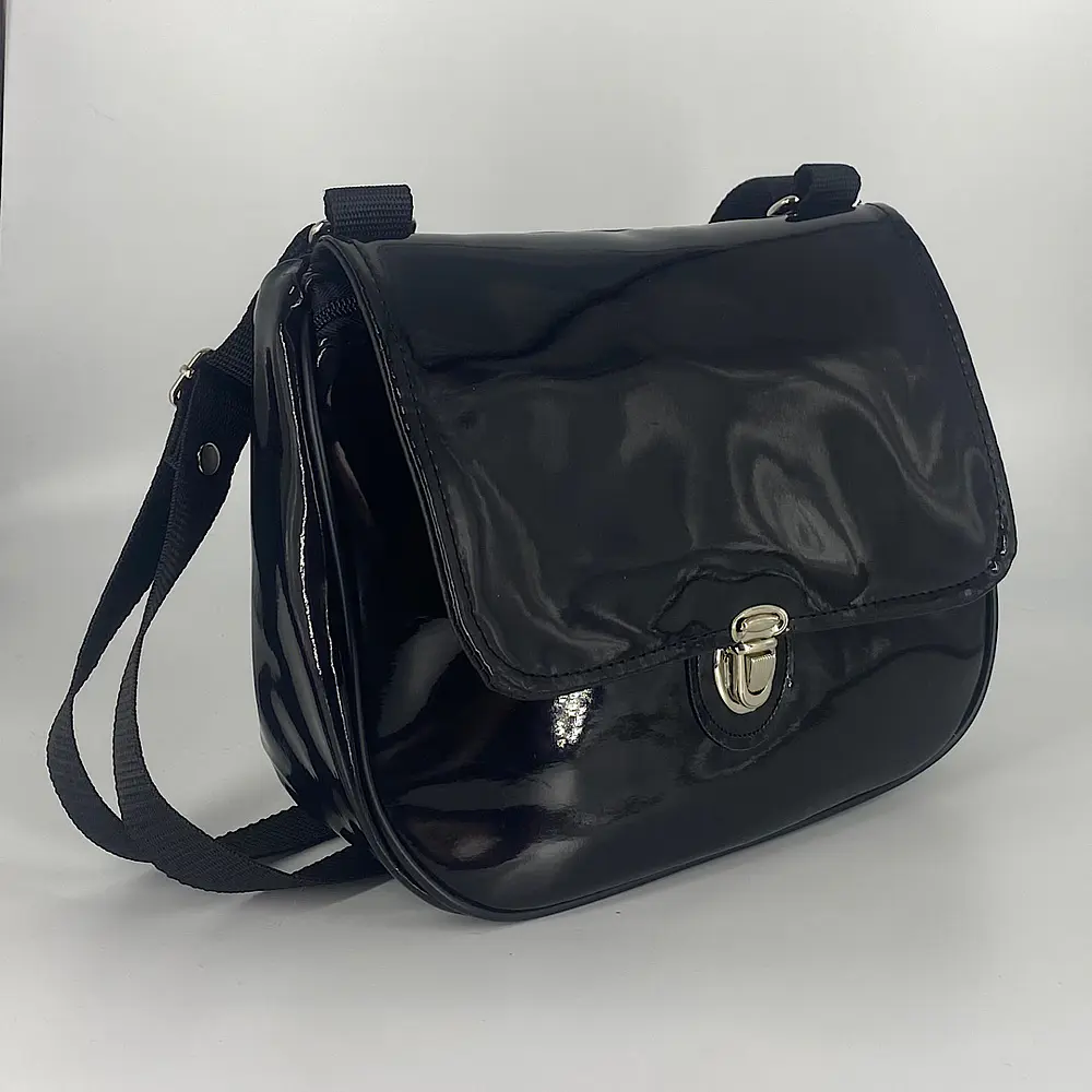 Cartera Sunny Charol Negro 