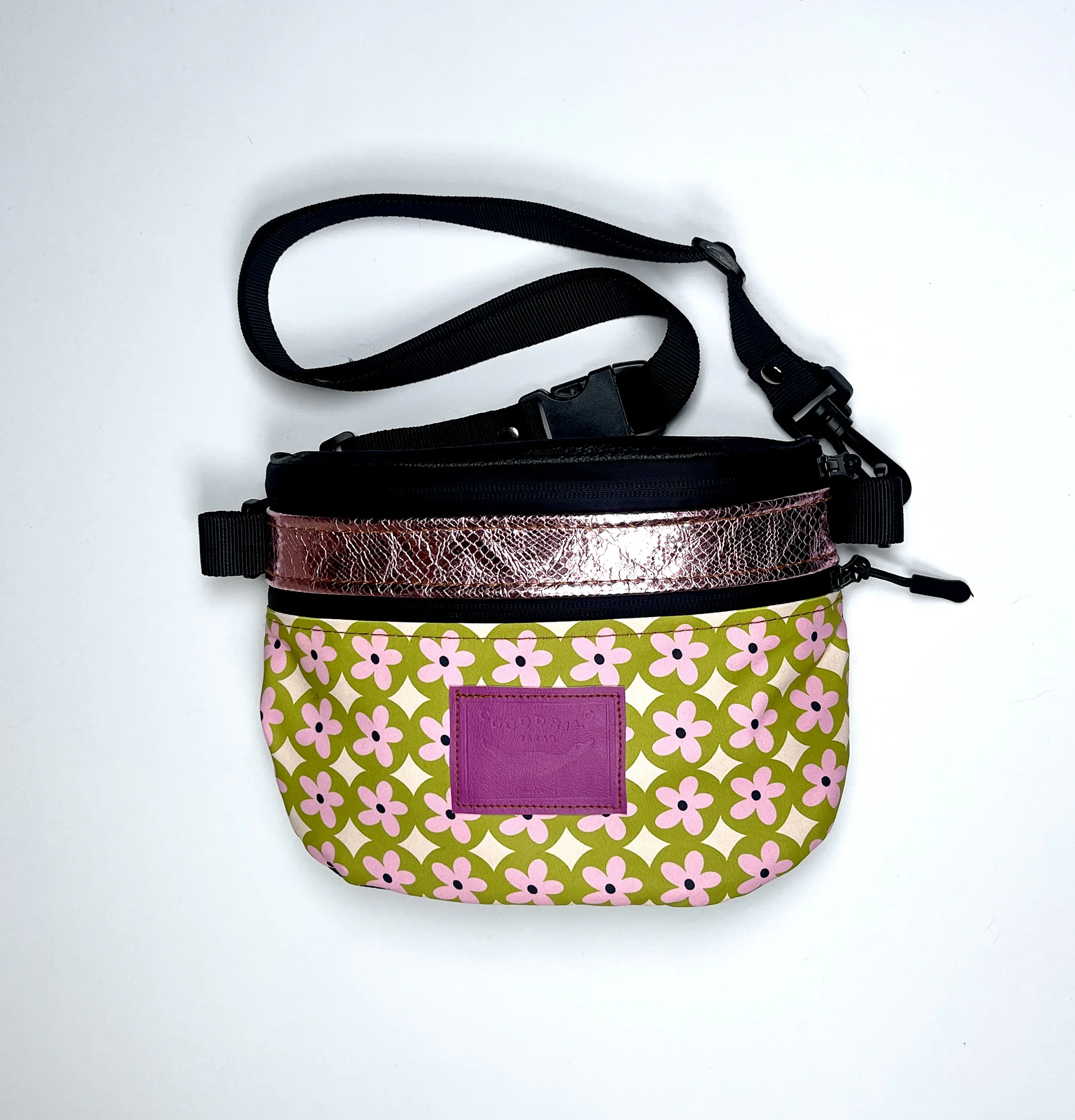 Bolso/Banano Picnic Flores Rosa y Verde 1