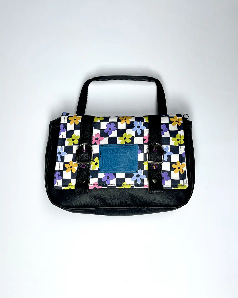 Bolso/Banano Sabrina Flores Ajedrez 1
