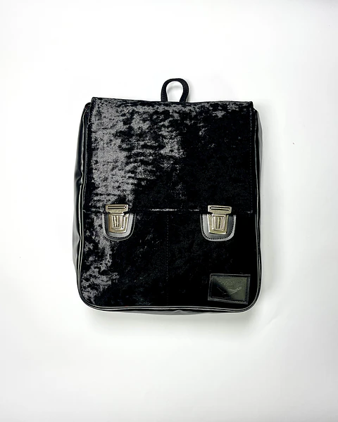 Mochila Raffa Terciopelo Negro