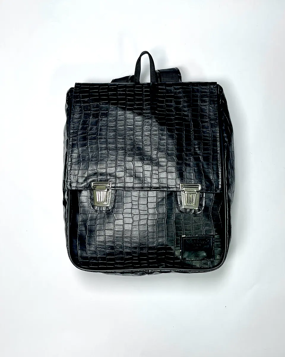 Mochila Raffa Negra Texturizada 1