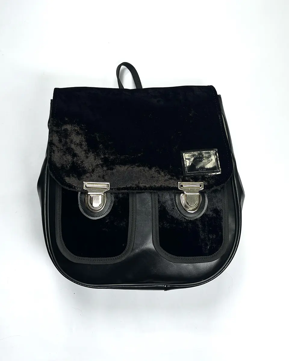 Mochila Ela Terciopelo Negro 1