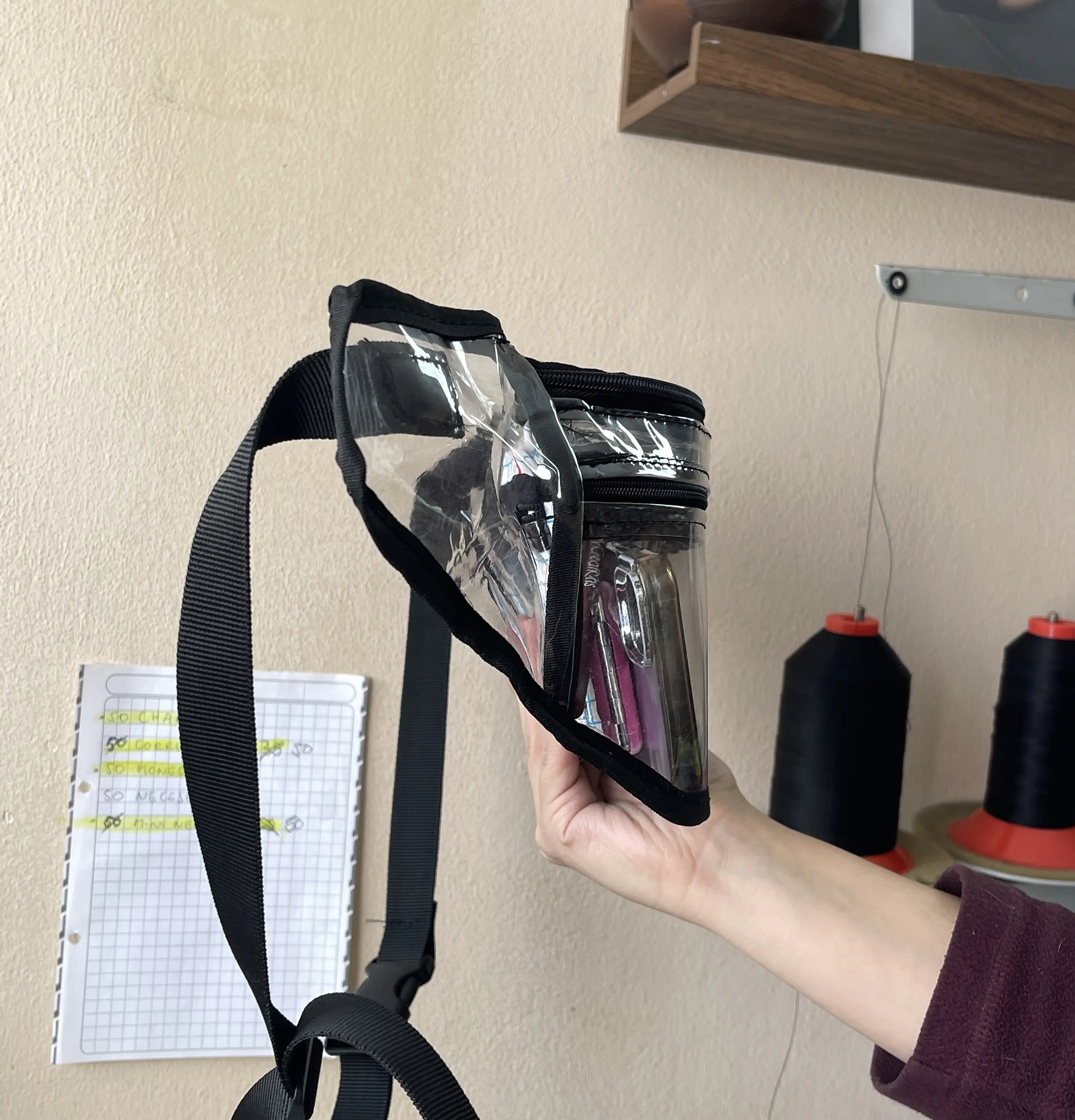 Banano transparente ideal para conciertos y festivales  2