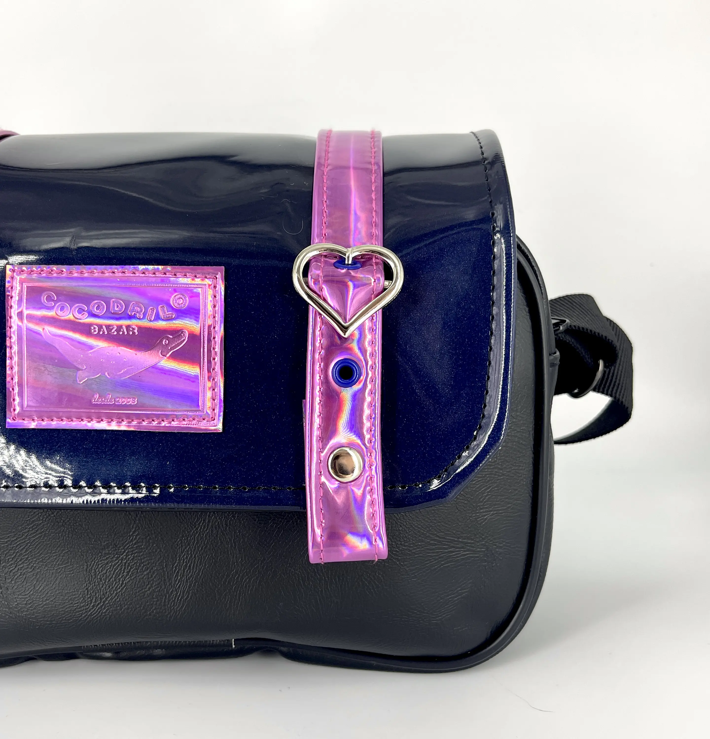 Cartera Nina Charol Azul y Magenta Holográfico 2