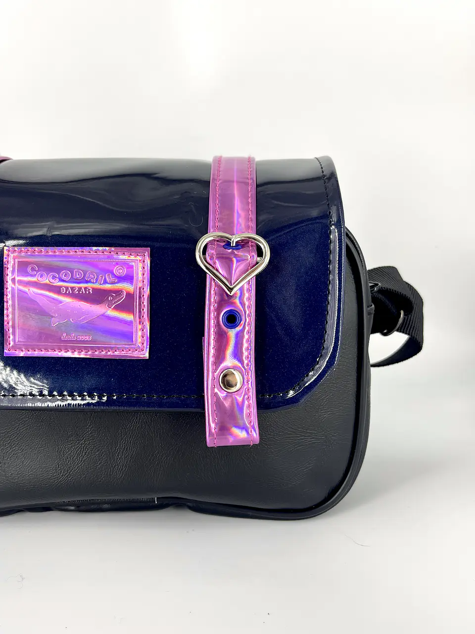 Cartera Nina Charol Azul y Magenta Holográfico 2