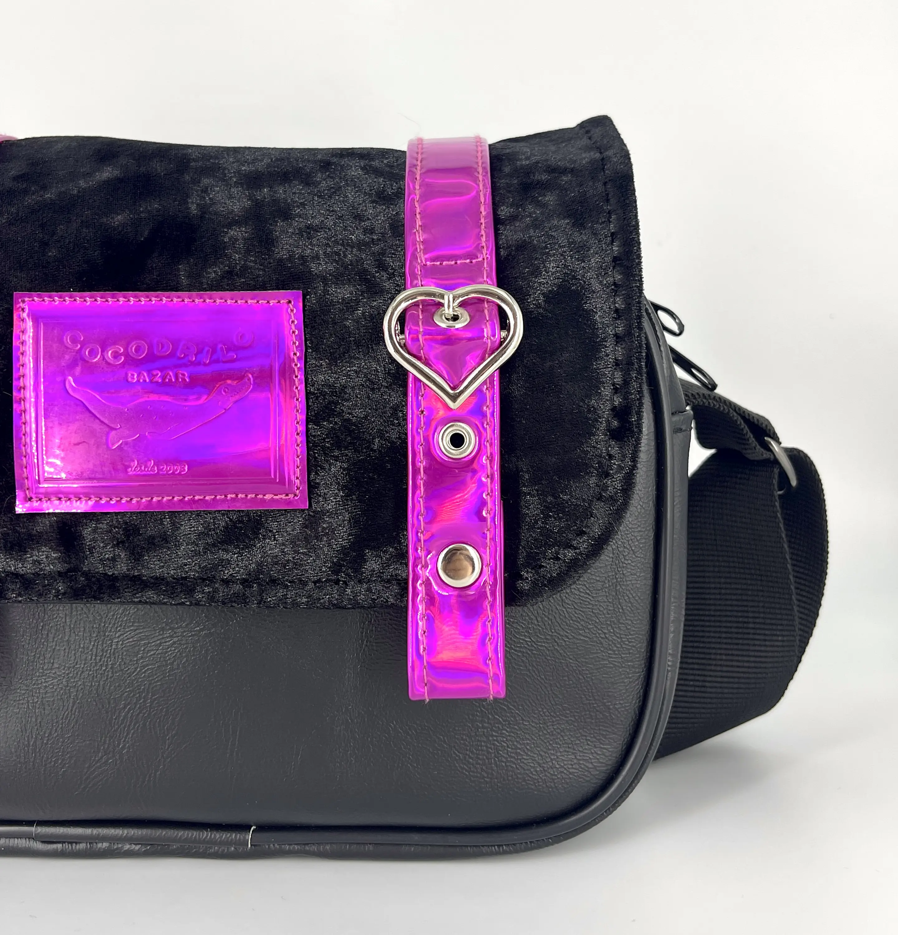 Cartera Nina terciopelo y frozen Magenta 3