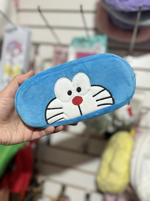 Estuche Doraemon de Felpa