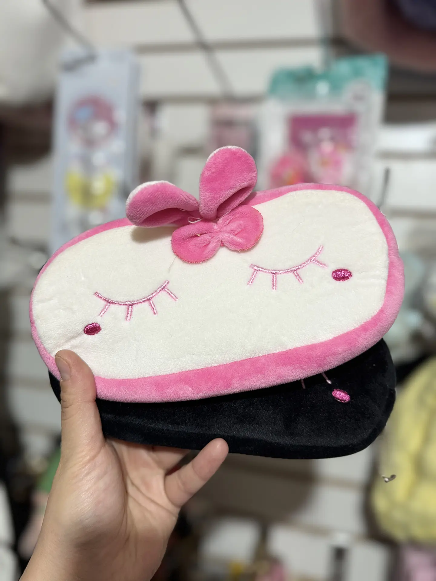 Estuche conejita de Felpa  1