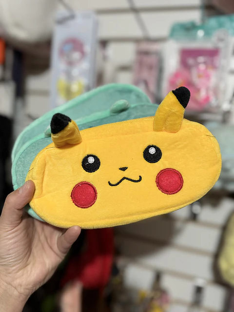 Estuche Pikachu Pokemon de Felpa 
