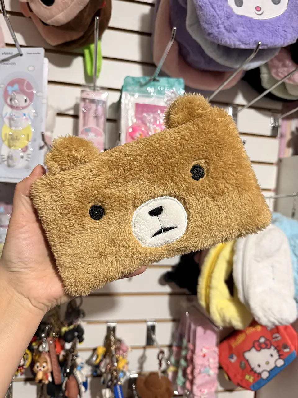 Estuche osito kawaii de felpa 1