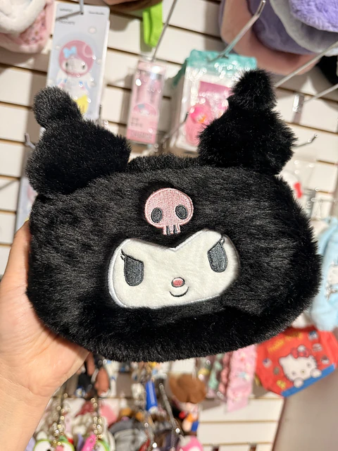 Estuche Kuromi Sanrio de felpa