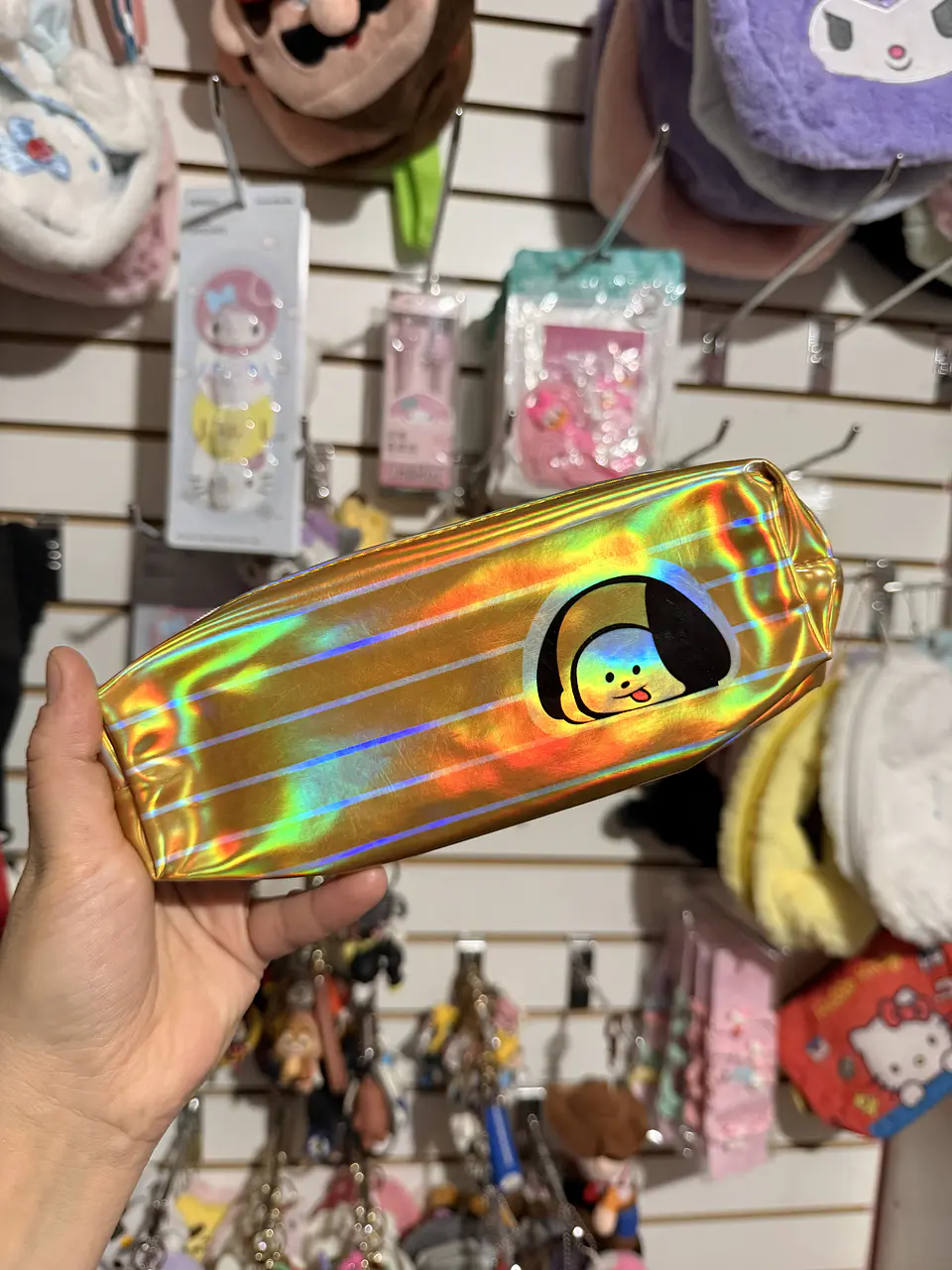 Estuche Chimmy BT21 holográfico 1