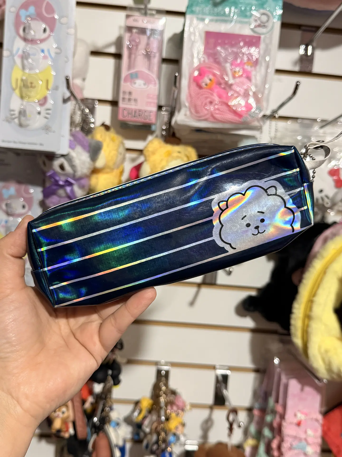 Estuche RJ BT21 holográfico  1
