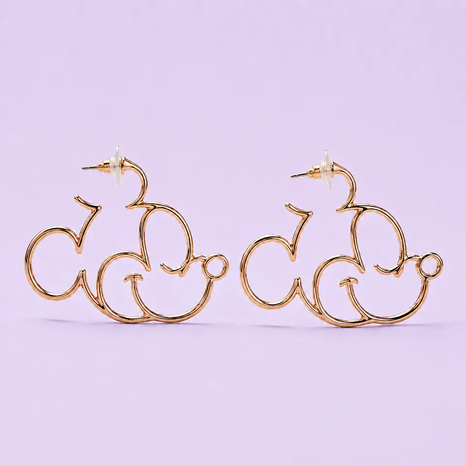Aros Mickey Mouse de Acero Quirúrgico – Dorado y Plateado 1