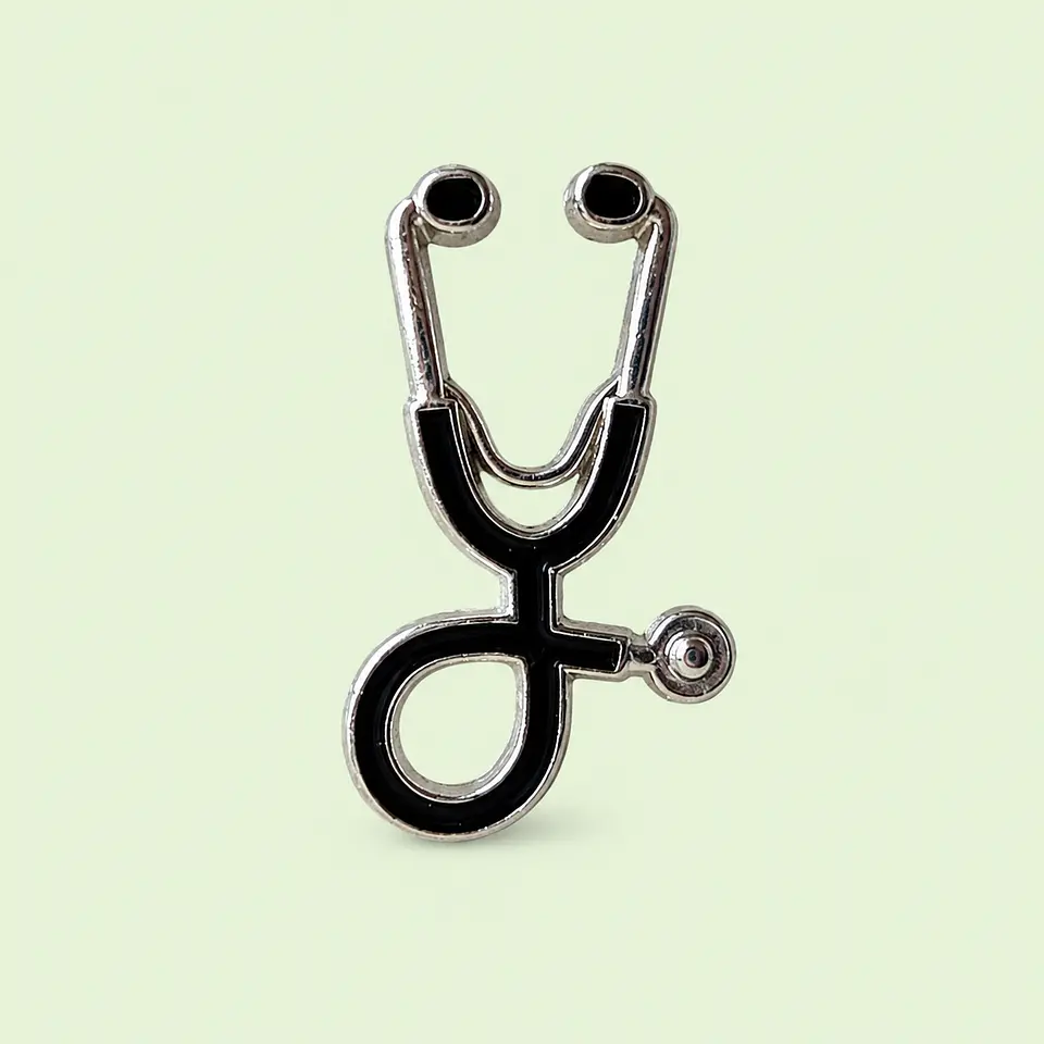 Pin Metálico Estetoscopio – Colores Variados 2