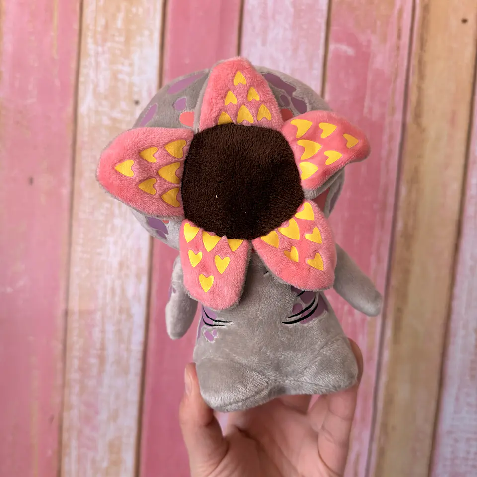 Peluche Demogorgon – Stranger Things – 20 cm 1