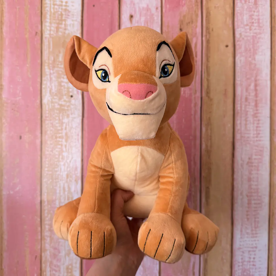  Peluche Nala – El Rey León – 35 a 40 cm 1