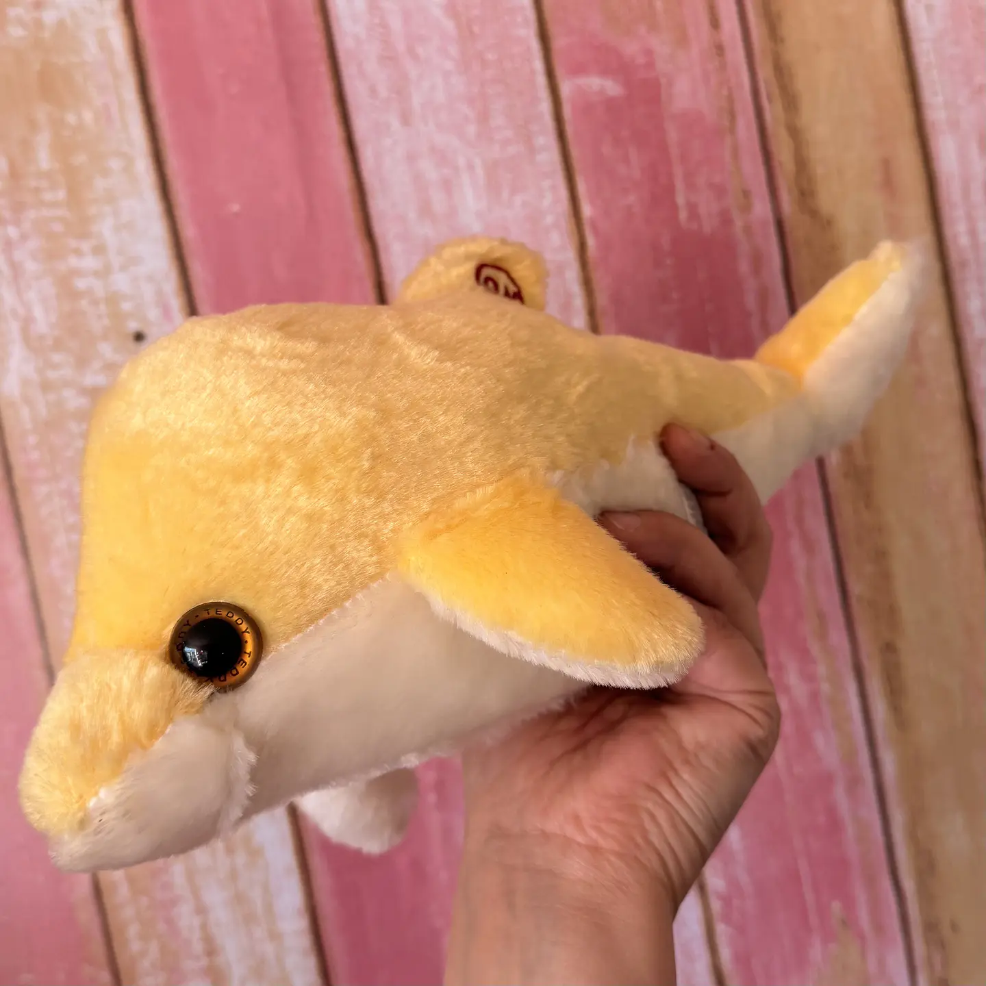Peluche Delfín con Luz – Amarillo | 25 cm  1
