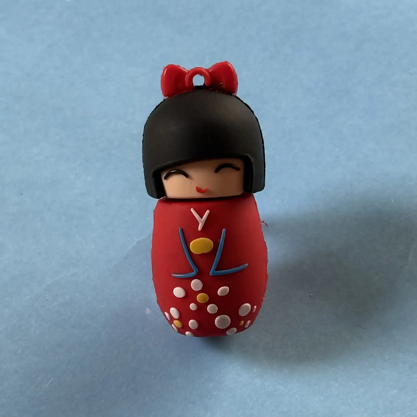 Pendrive Muñequita Kokeshi Roja | 32 GB 1