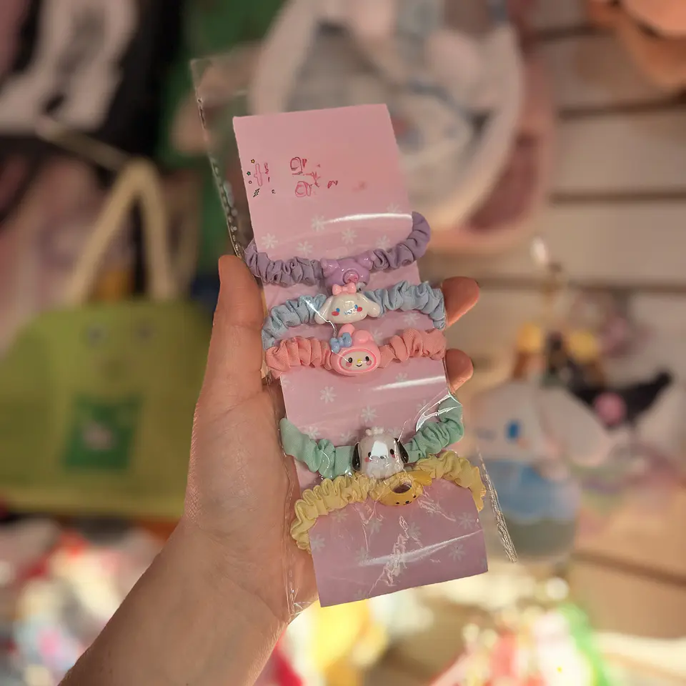 Set de 5 Colets Sanrio – Personajes 1