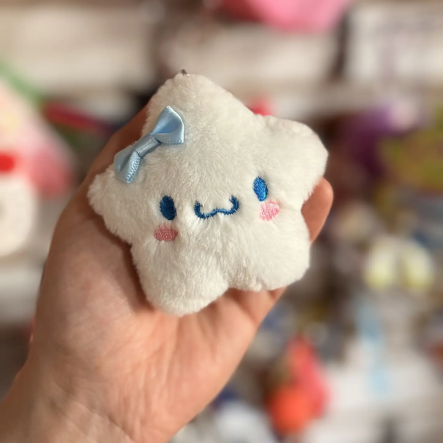 Llavero de Peluche Estrella Cinnamoroll – Sanrio 1