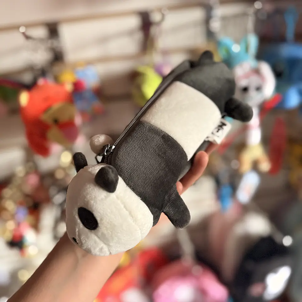 Estuche de Peluche Panda – Escandalosos 1