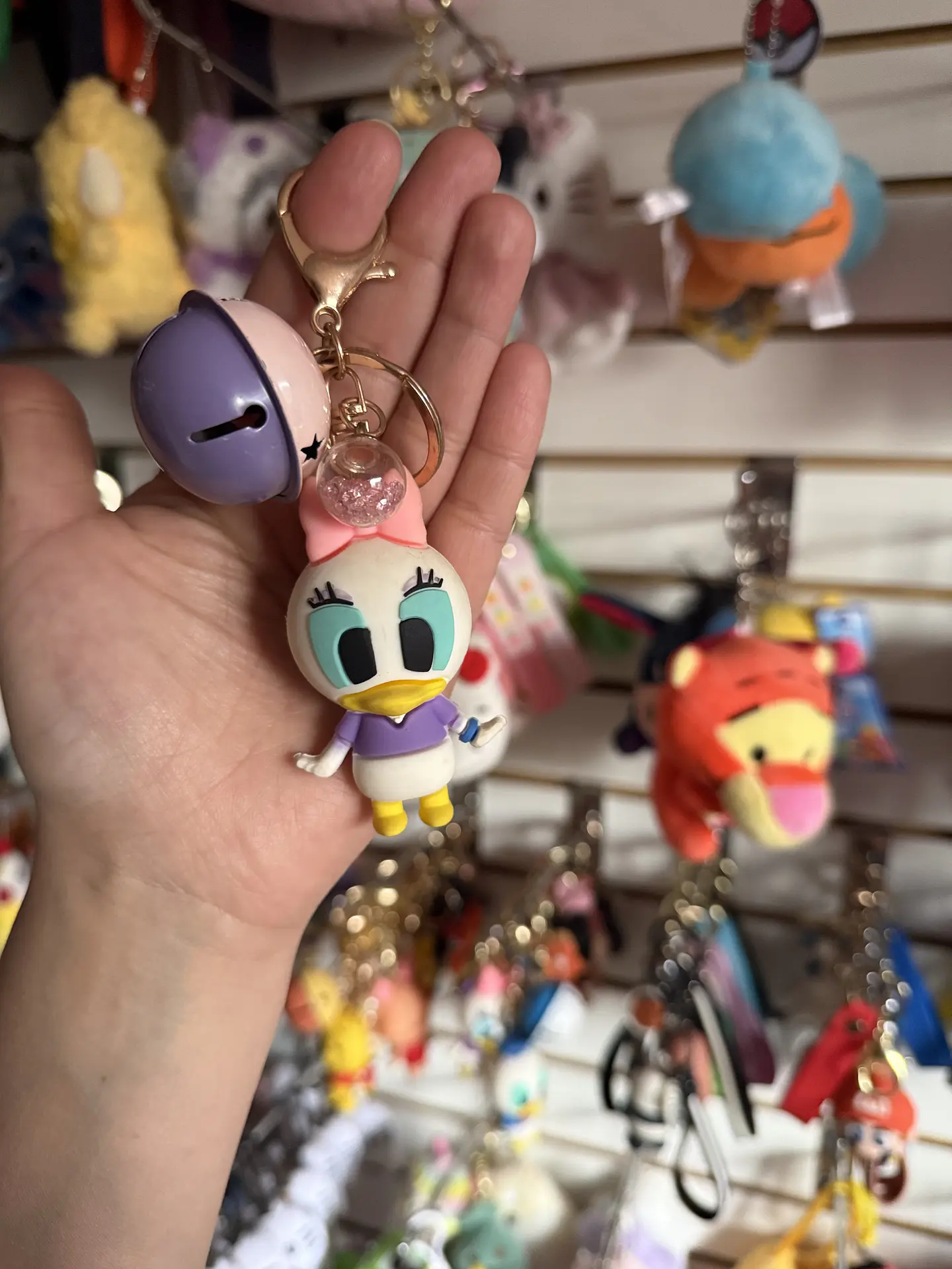 Llavero Daisy Duck con Cascabel – Disney 1