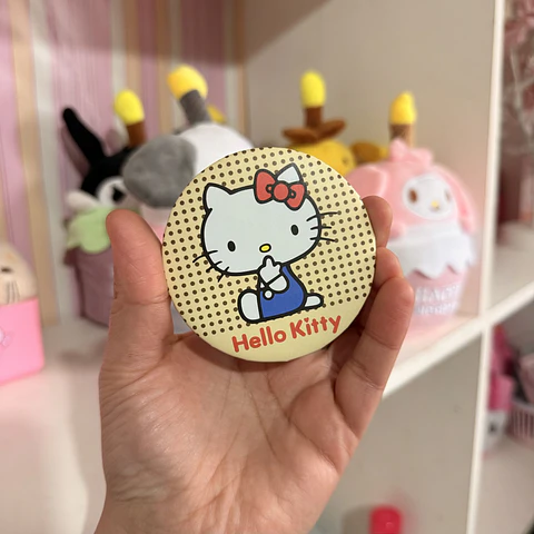 Espejo Doble Compacto Hello Kitty – Beige con Lunares