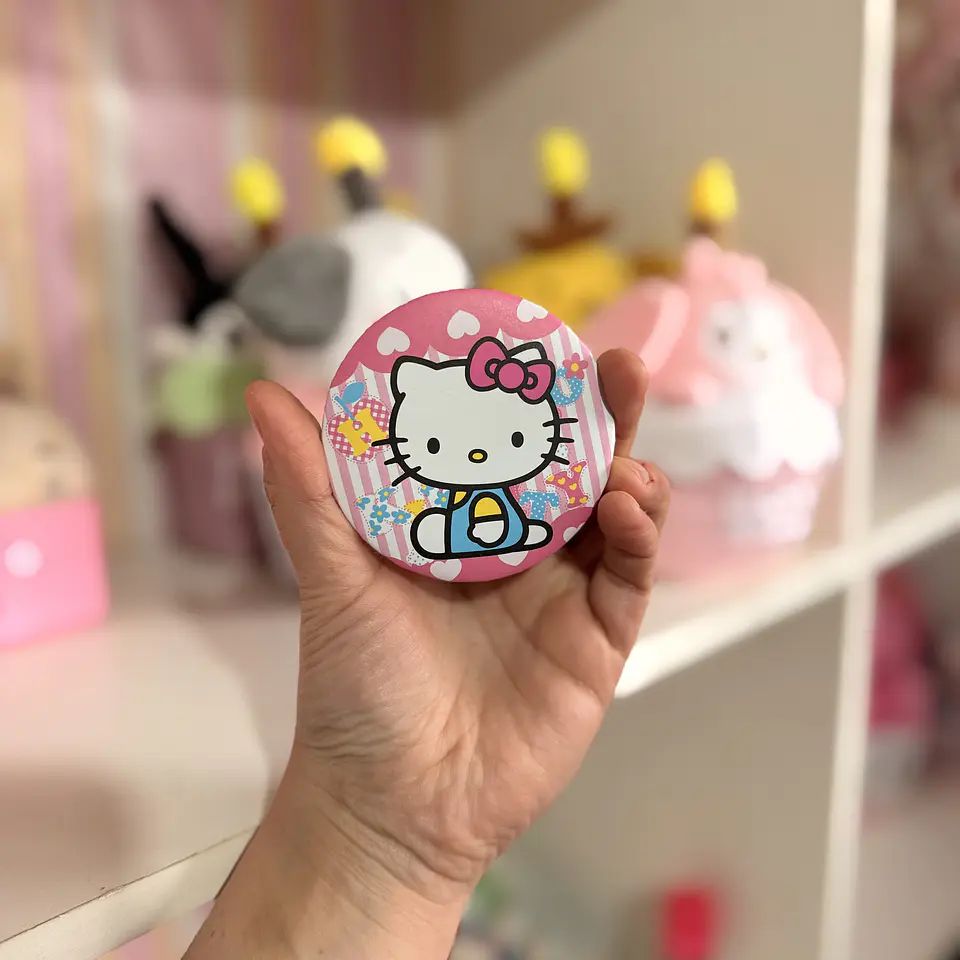 Espejo Doble Compacto Hello Kitty – Rosado con Corazones 1