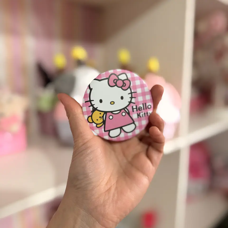 Espejo Doble Compacto Hello Kitty – Cuadros Rosados 1