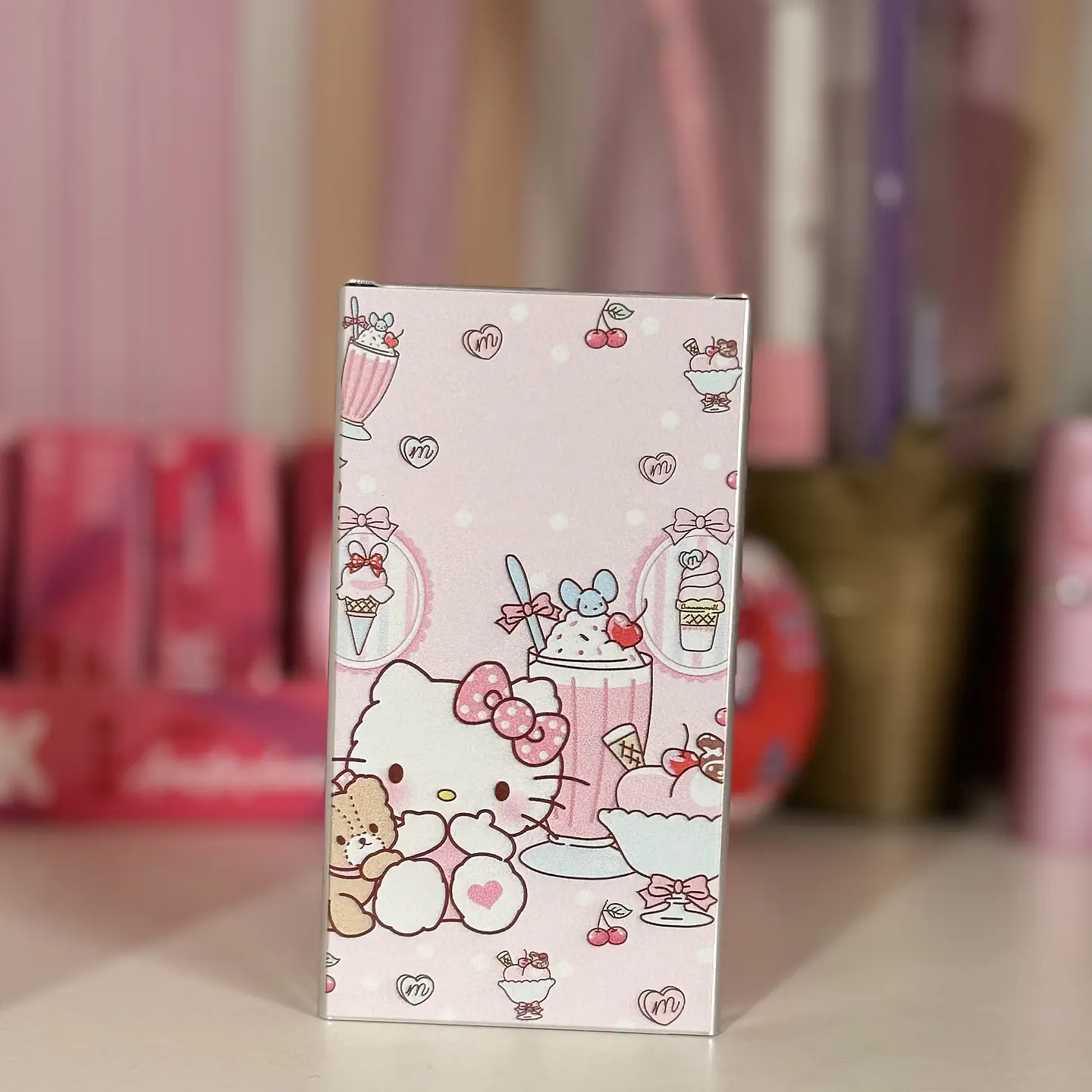 Cigarrera Metálica Deslizable Hello Kitty – Sweet Dessert 1