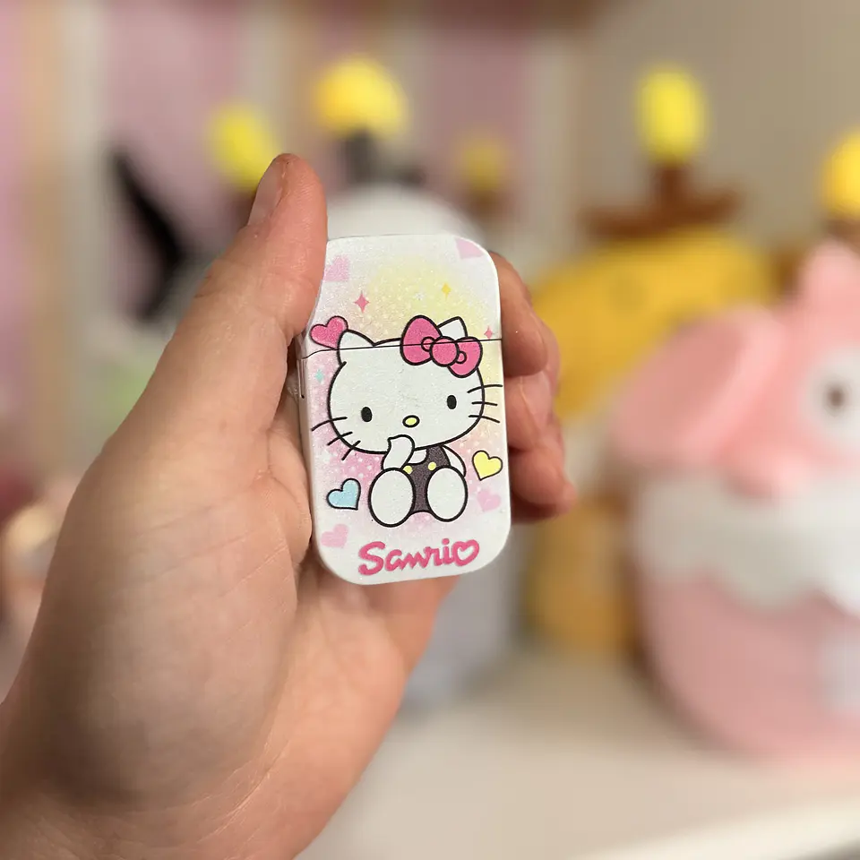 Encendedor Recargable Hello Kitty – Flama Rosada | Diseño Corazones 1