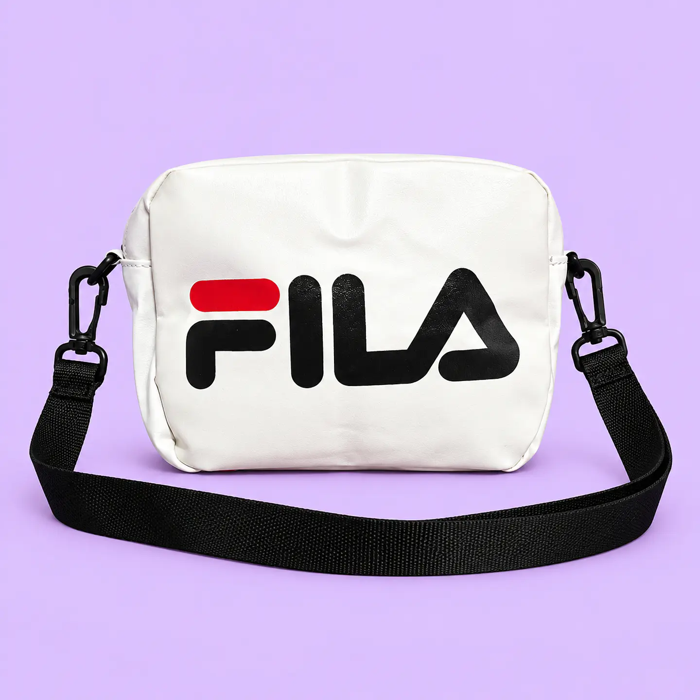 Cartera FILA Blanca con Correa Negra 1