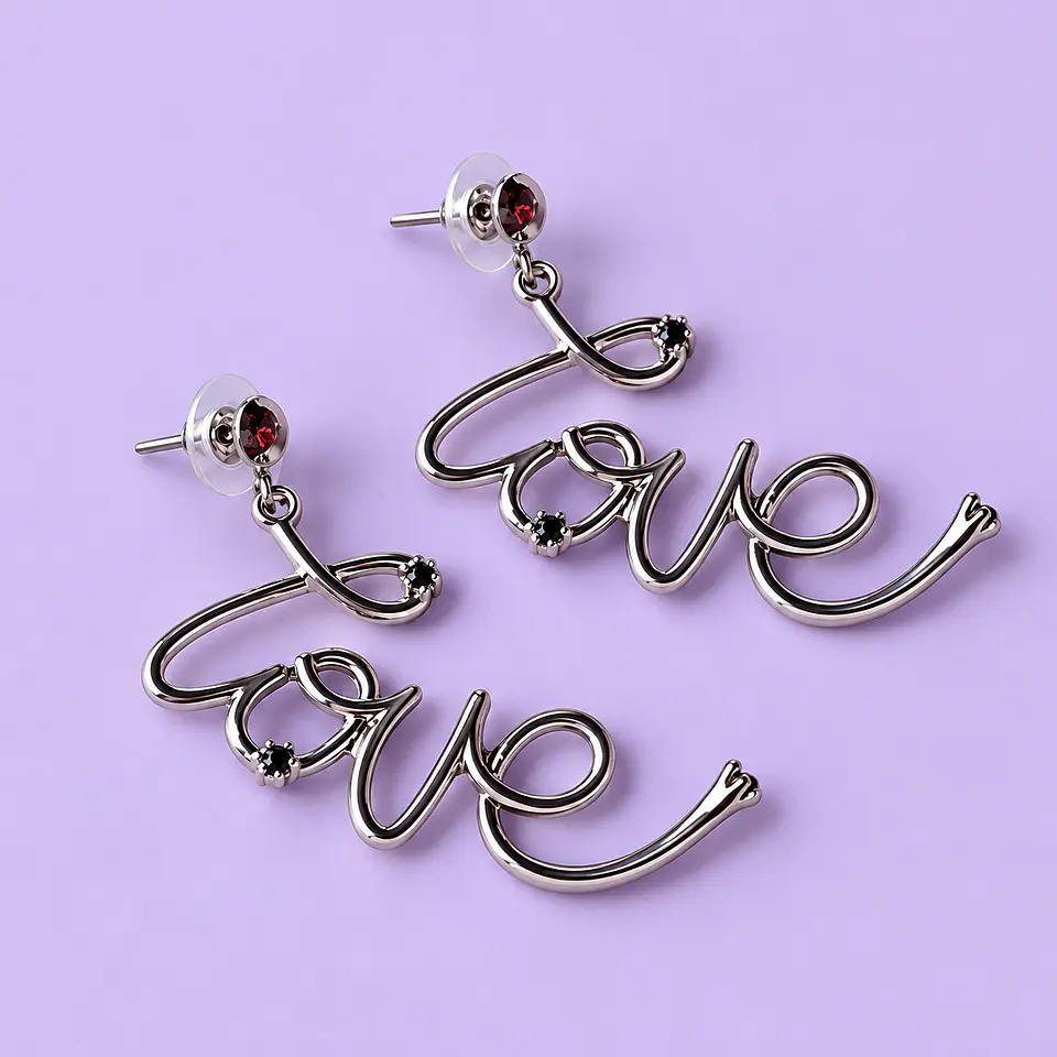 Aros Colgantes LOVE – Dorado o Plateado 2