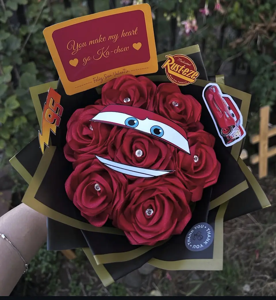 Ramo de Flores Eternas Personalizado 4