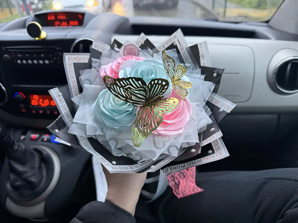 Ramo de Flores Eternas Personalizado 19