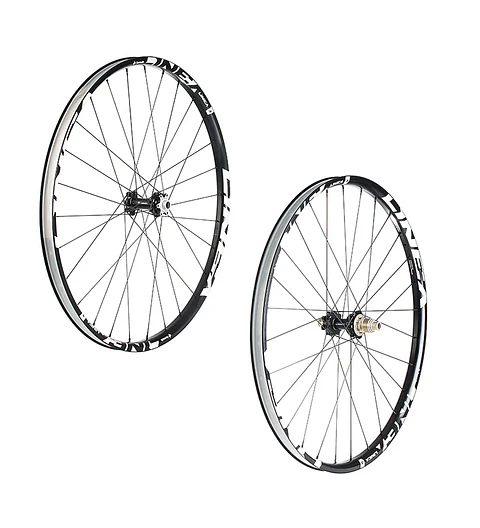 Rueda Formula Linea G - Enduro y DH - 27.5"
