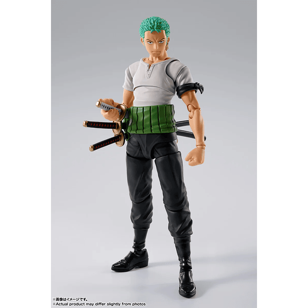 S.H.FIGUARTS RORONOA ZORO -ROMANCE DAWN- ONE PIECE 1