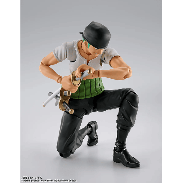 S.H.FIGUARTS RORONOA ZORO -ROMANCE DAWN- ONE PIECE 6