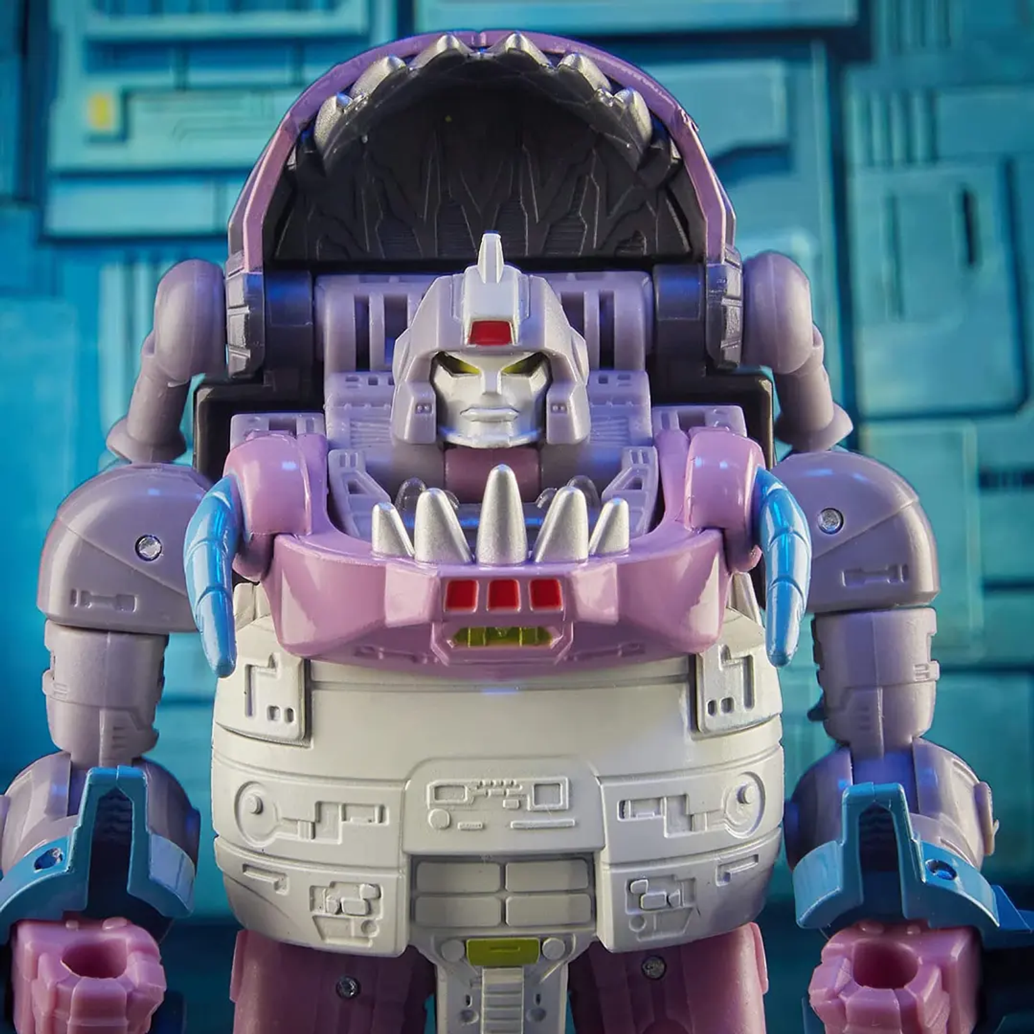 Gnaw 86 (Deluxe Class) - Transformers Studio Series 4