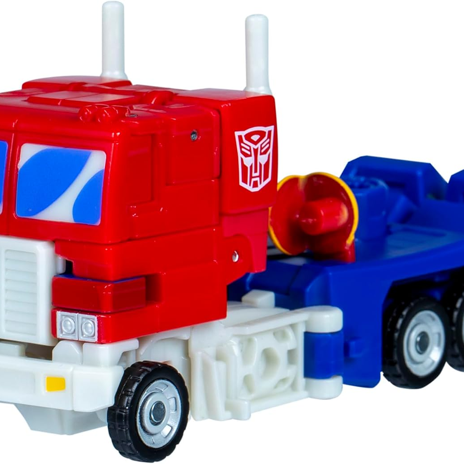 Optimus Prime (Deluxe Class) - Transformers Studio Series 3