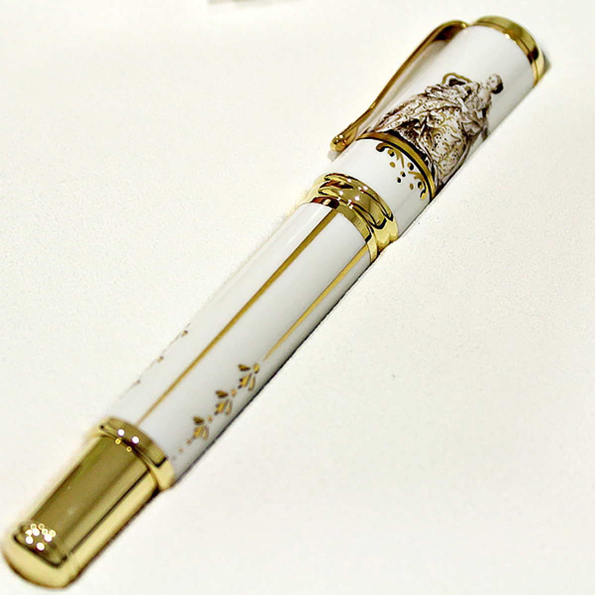 Montblanc Marquise de Pompadour 888 Ouro 18Kt