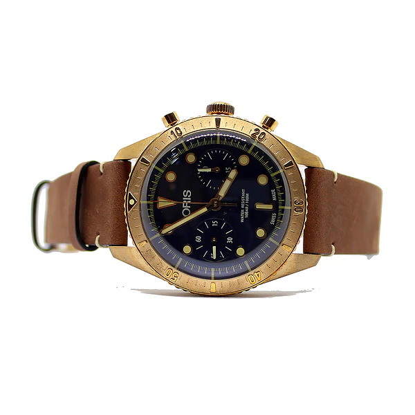 Imagem 9 de Oris Carl Brashear Chronograph Edição Limitada